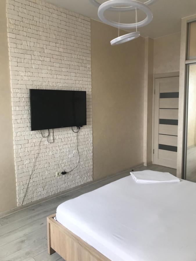 Apart Assistant On Smart Plaza Киев Екстериор снимка