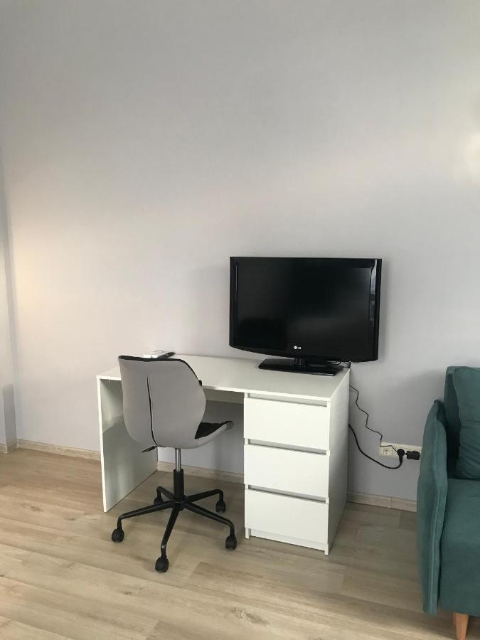 Apart Assistant On Smart Plaza Киев Екстериор снимка