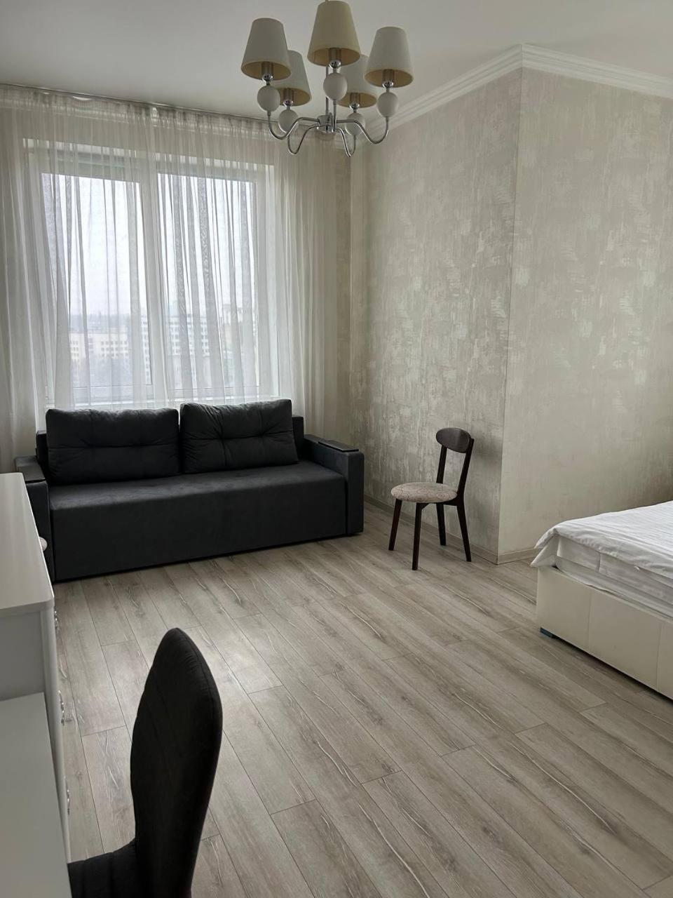 Apart Assistant On Smart Plaza Киев Екстериор снимка