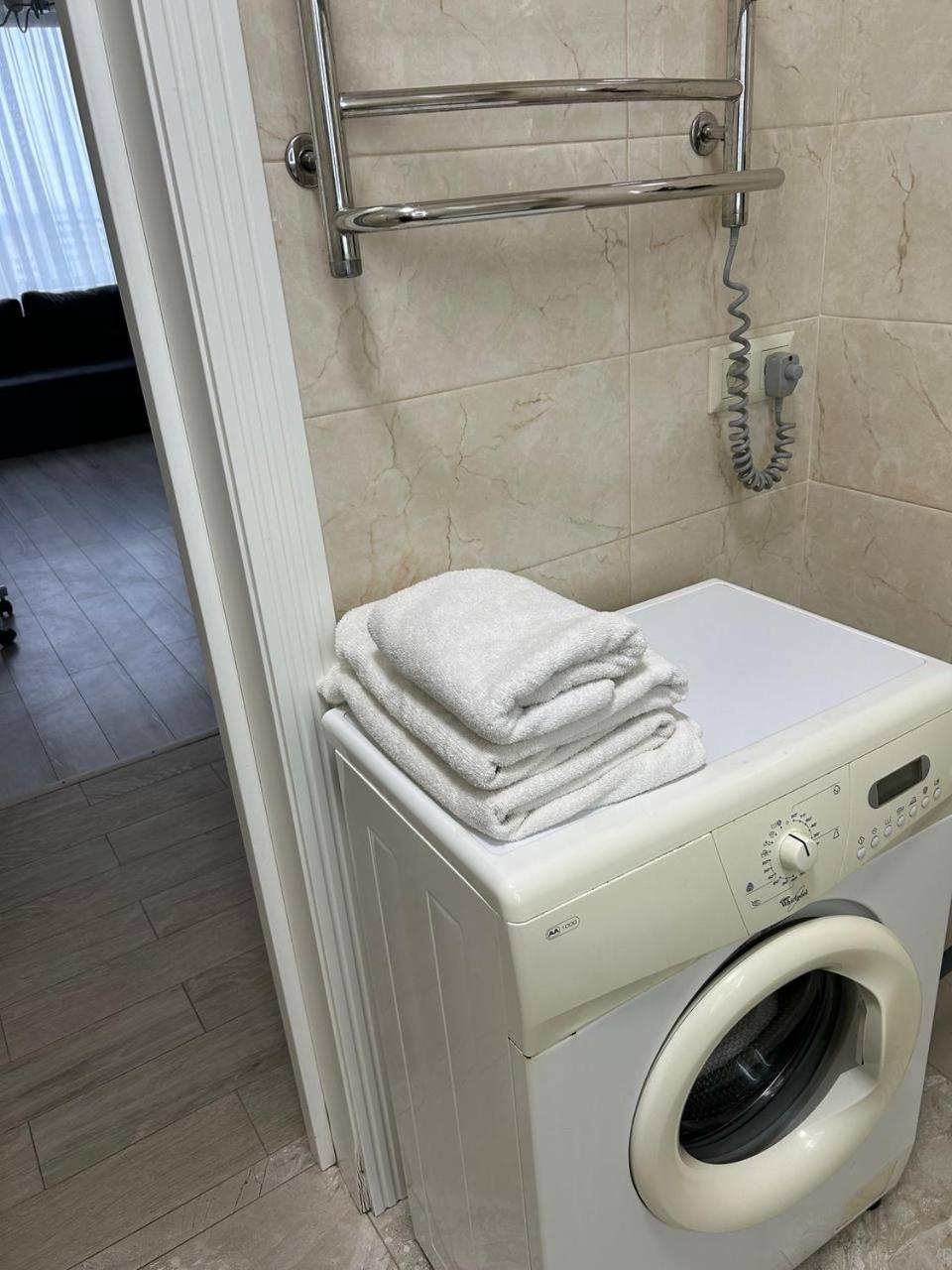 Apart Assistant On Smart Plaza Киев Екстериор снимка