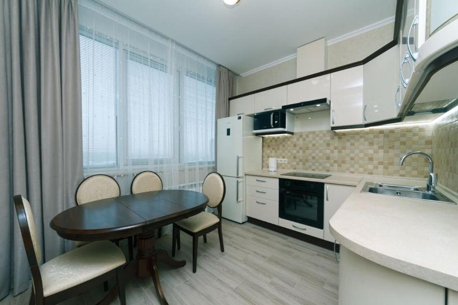 Apart Assistant On Smart Plaza Киев Екстериор снимка